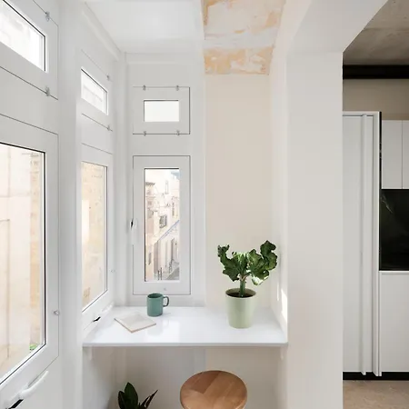 Number 73 Apartment