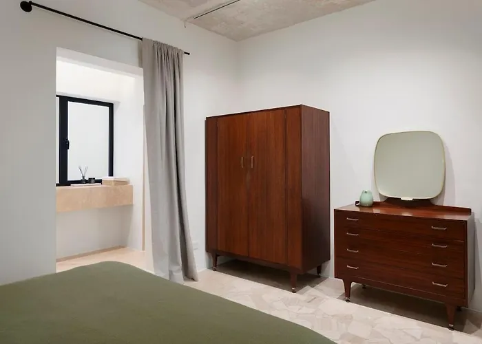 Number 73 * Cospicua